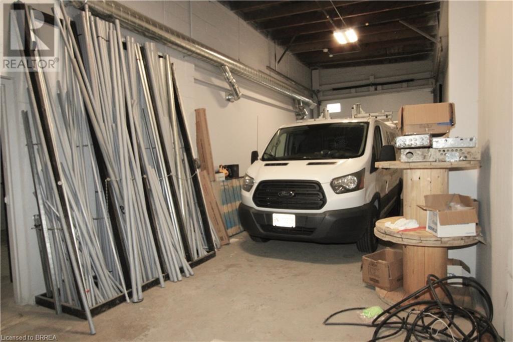 142 West Street Unit# C, Brantford, Ontario  N3T 3G3 - Photo 16 - 40684455