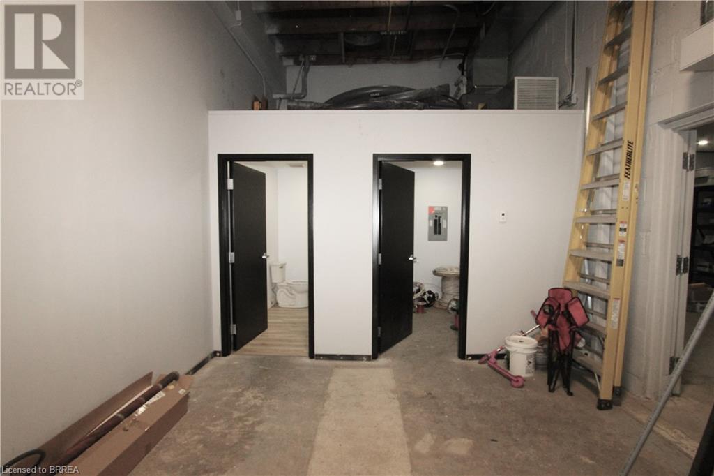 142 West Street Unit# C, Brantford, Ontario  N3T 3G3 - Photo 18 - 40684455