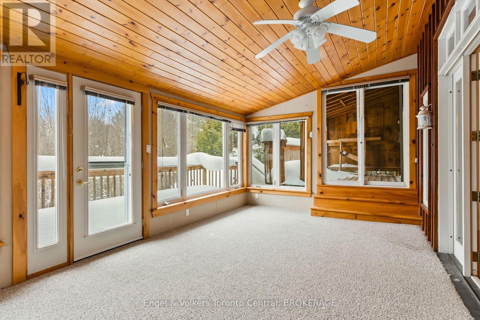 232 Church Street, Penetanguishene, Ontario  L9M 1G6 - Photo 10 - S11889587