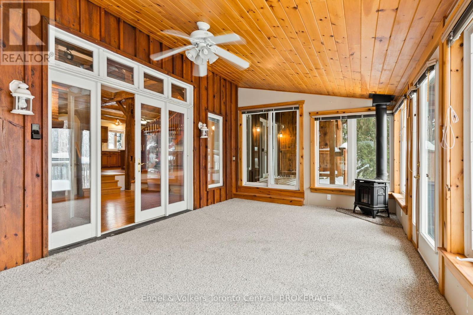 232 Church Street, Penetanguishene, Ontario  L9M 1G6 - Photo 11 - S11889587