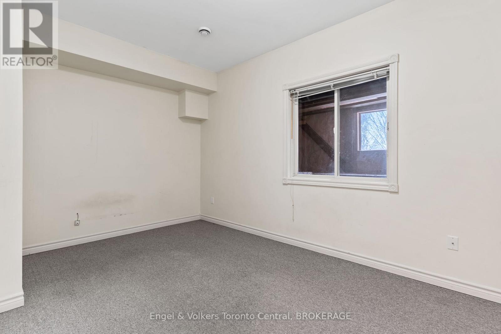 232 Church Street, Penetanguishene, Ontario  L9M 1G6 - Photo 21 - S11889587