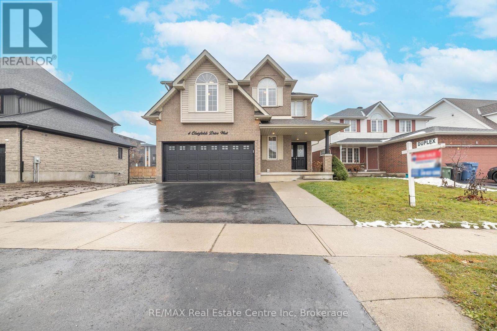 4 Clairfields Drive W, Guelph, Ontario  N1G 5H5 - Photo 1 - X11889416