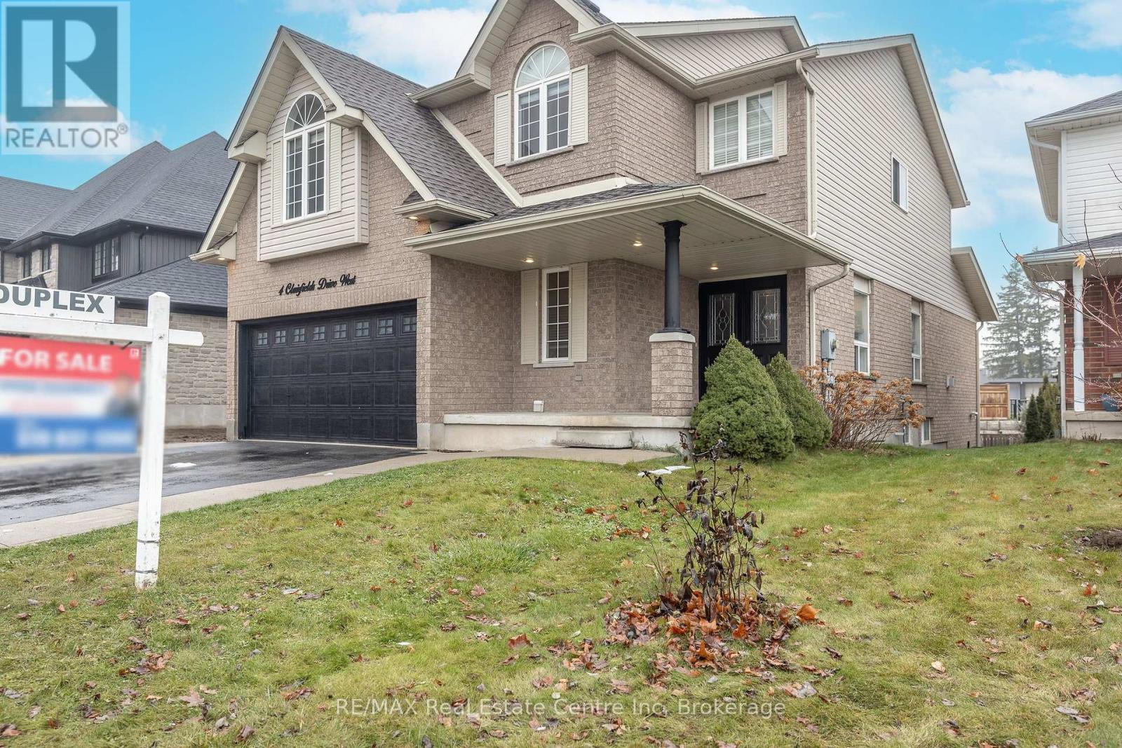 4 Clairfields Drive W, Guelph, Ontario  N1G 5H5 - Photo 2 - X11889416