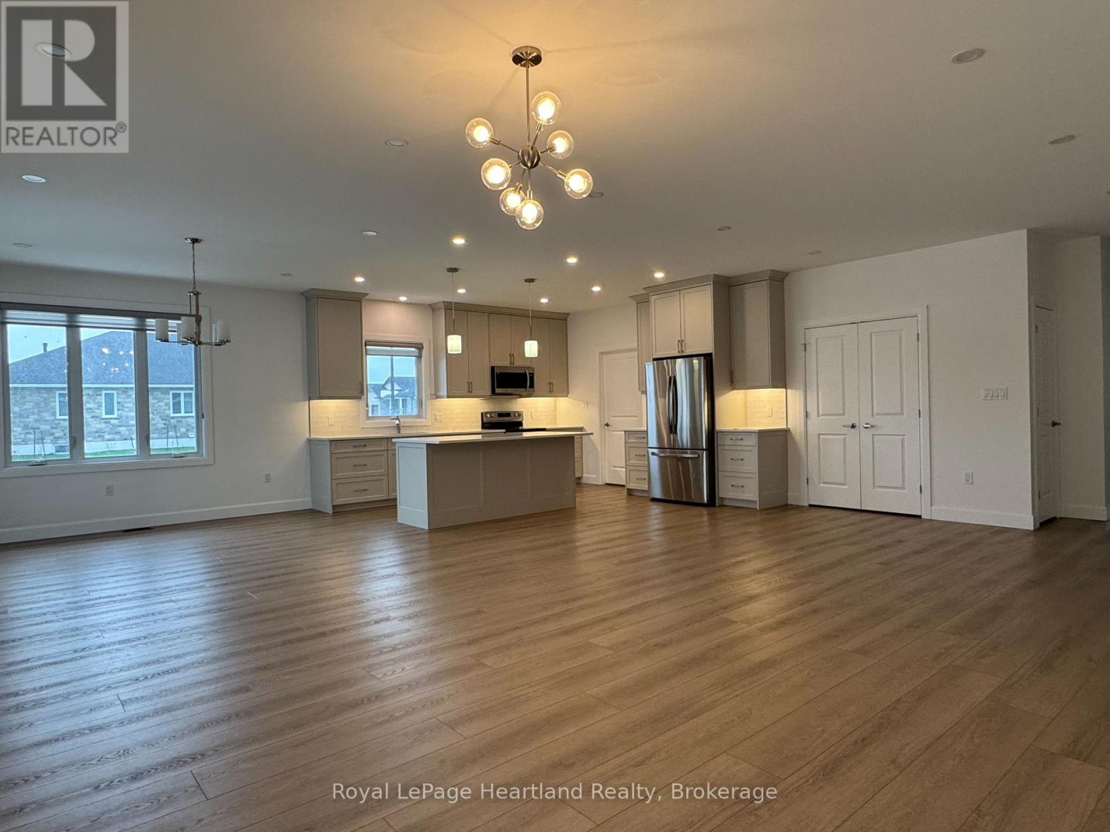 432 Coast Drive, Goderich, Ontario  N7A 4M6 - Photo 9 - X11889549