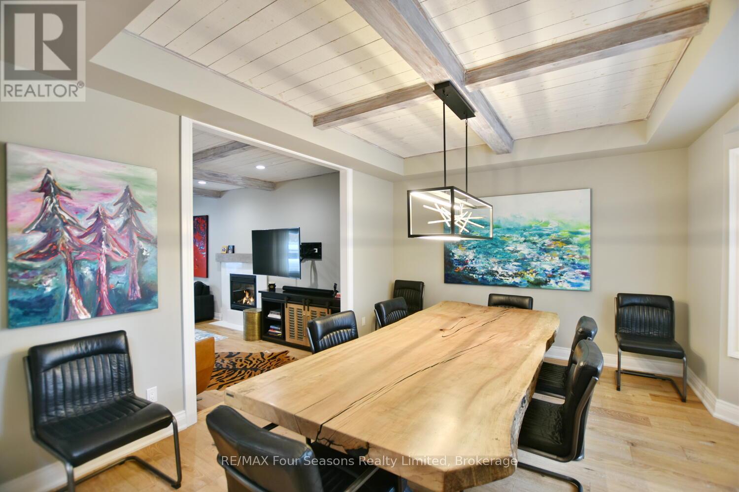 129 Blueski George Crescent, Blue Mountains, Ontario  L9Y 0S9 - Photo 11 - X11889591