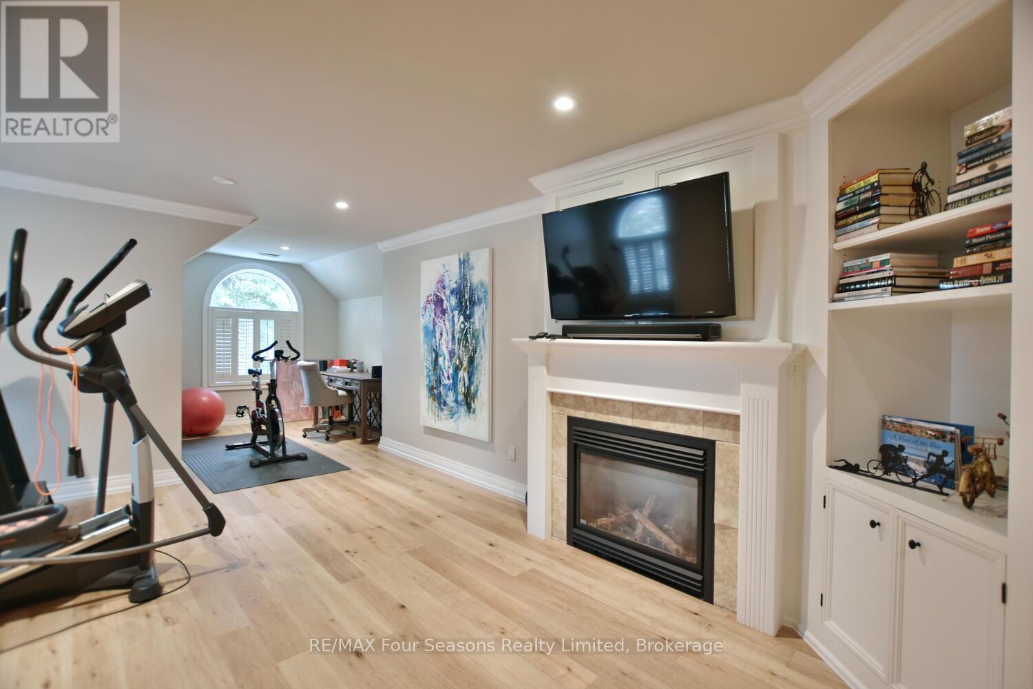 129 Blueski George Crescent, Blue Mountains, Ontario  L9Y 0S9 - Photo 21 - X11889591