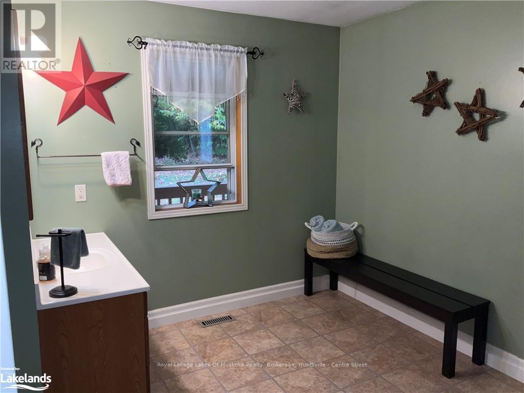 356 Chub Lake Road, Huntsville, Ontario  P1H 1S4 - Photo 25 - X10437829