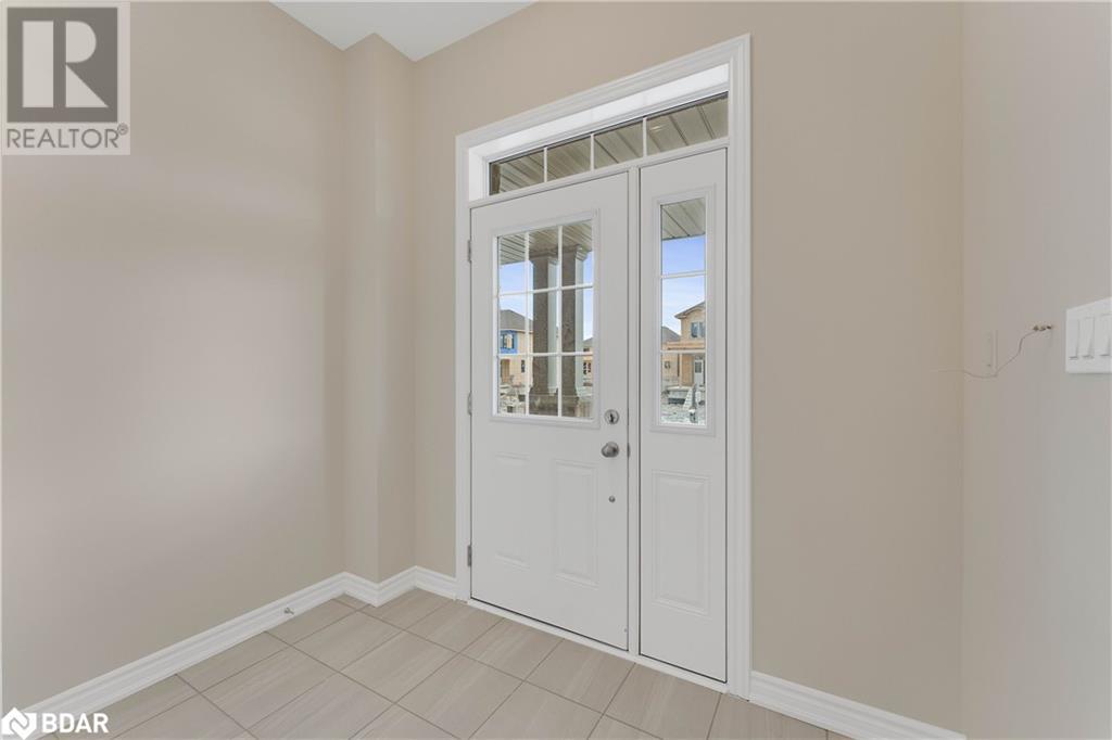 82 Ferragine Crescent, Bradford West Gwillimbury, Ontario  L3Z 4K2 - Photo 2 - 40684028