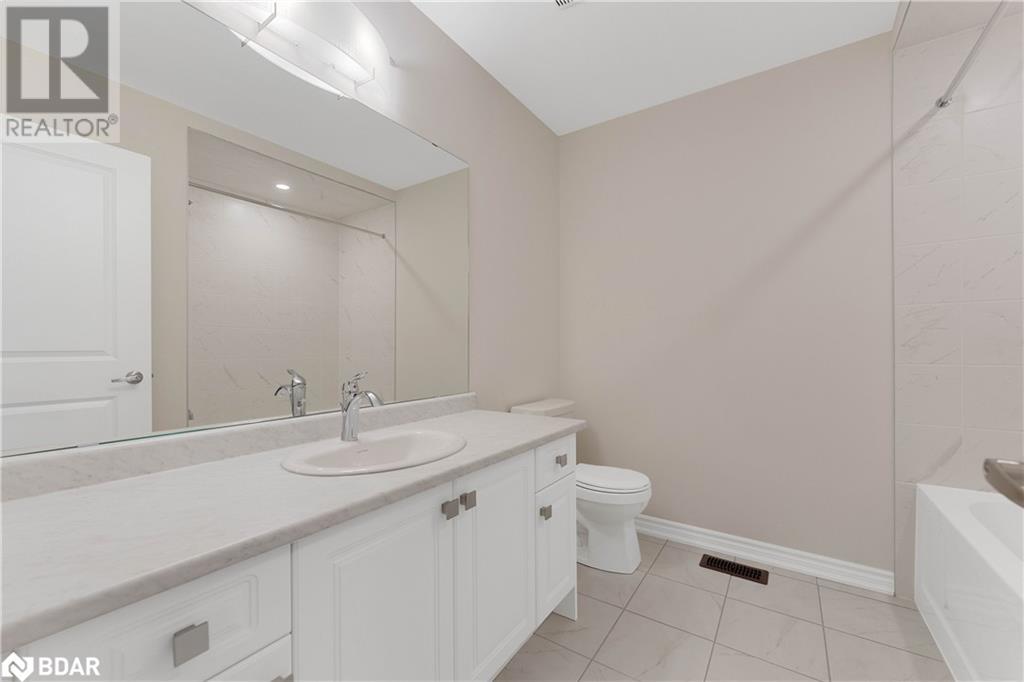 82 Ferragine Crescent, Bradford West Gwillimbury, Ontario  L3Z 4K2 - Photo 15 - 40684028