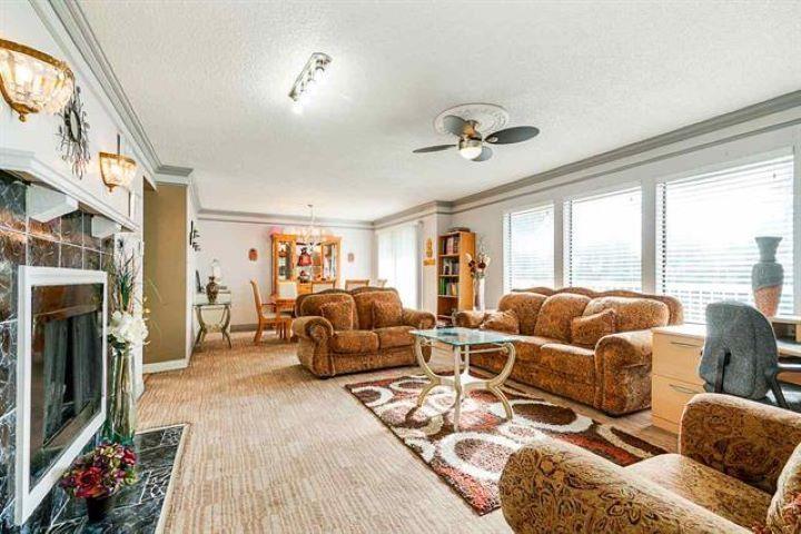 Property at 10428 128 STREET image 2