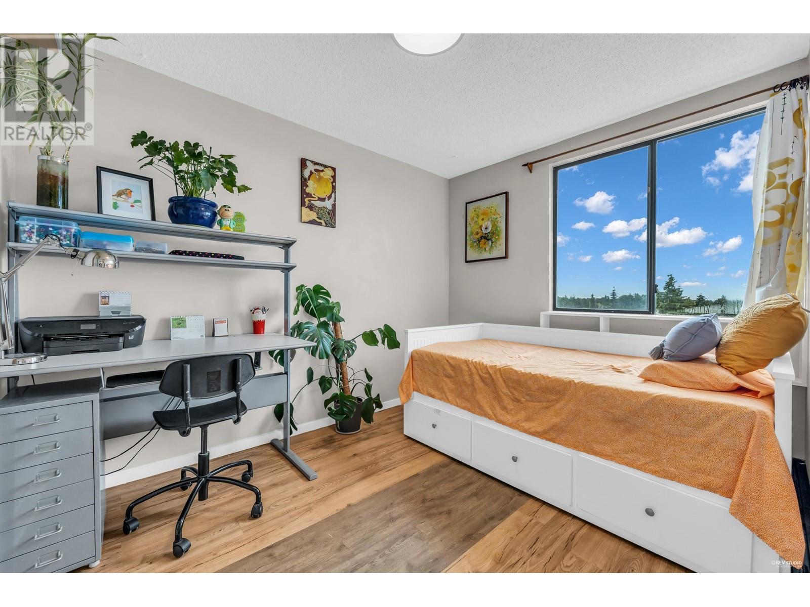 Listing Picture 14 of 20 : 702 7100 GILBERT ROAD, Richmond / 烈治文 - 魯藝地產 Yvonne Lu Group - MLS Medallion Club Member