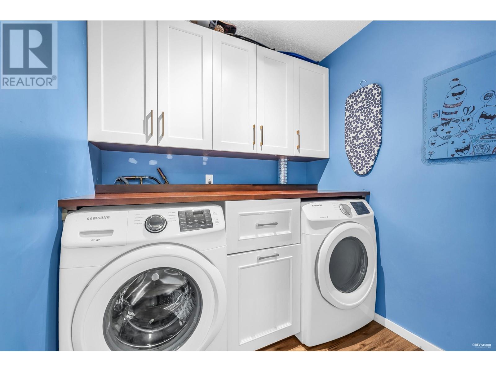 Listing Picture 16 of 20 : 702 7100 GILBERT ROAD, Richmond / 烈治文 - 魯藝地產 Yvonne Lu Group - MLS Medallion Club Member