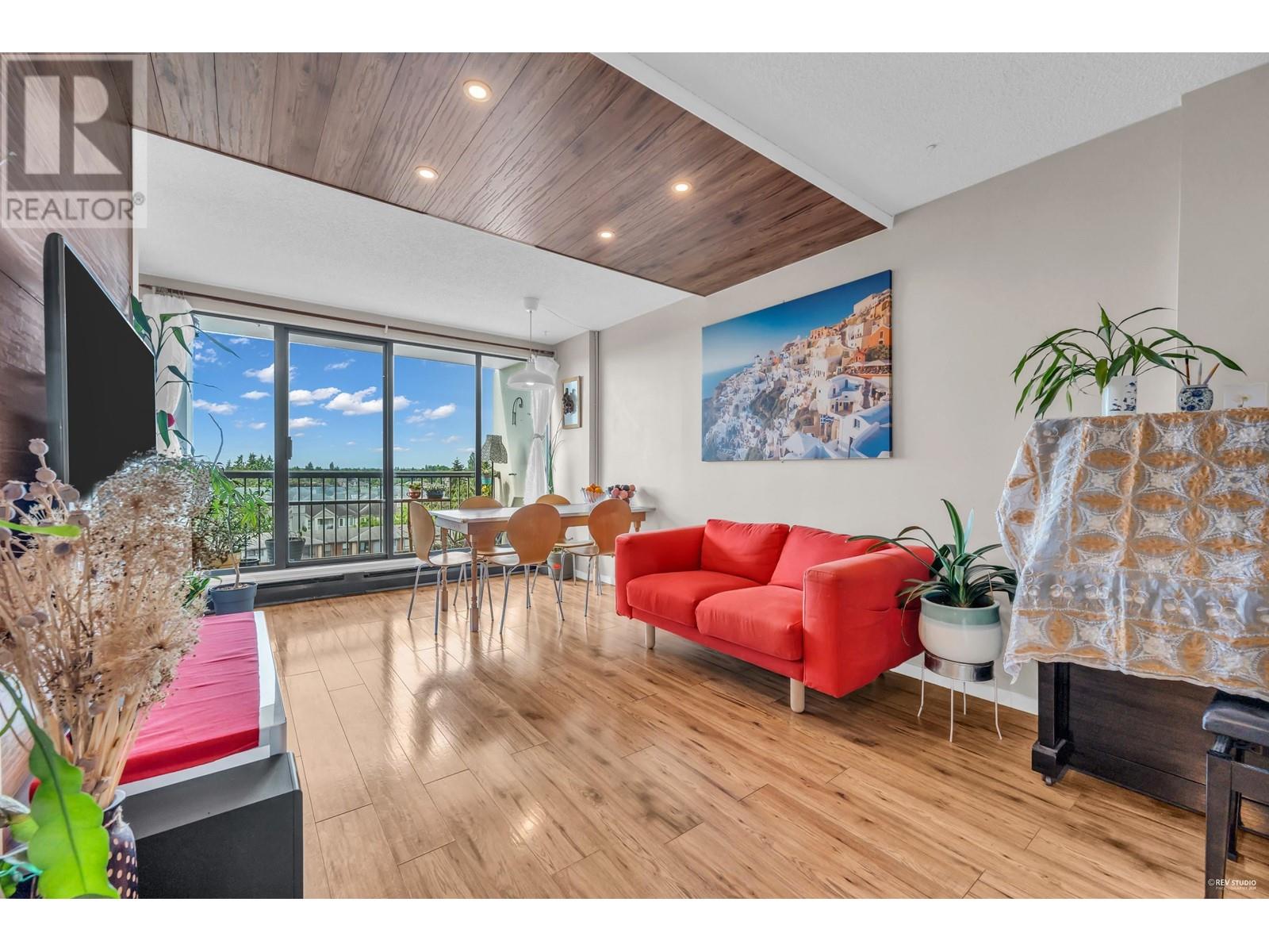 Listing Picture 17 of 20 : 702 7100 GILBERT ROAD, Richmond / 烈治文 - 魯藝地產 Yvonne Lu Group - MLS Medallion Club Member