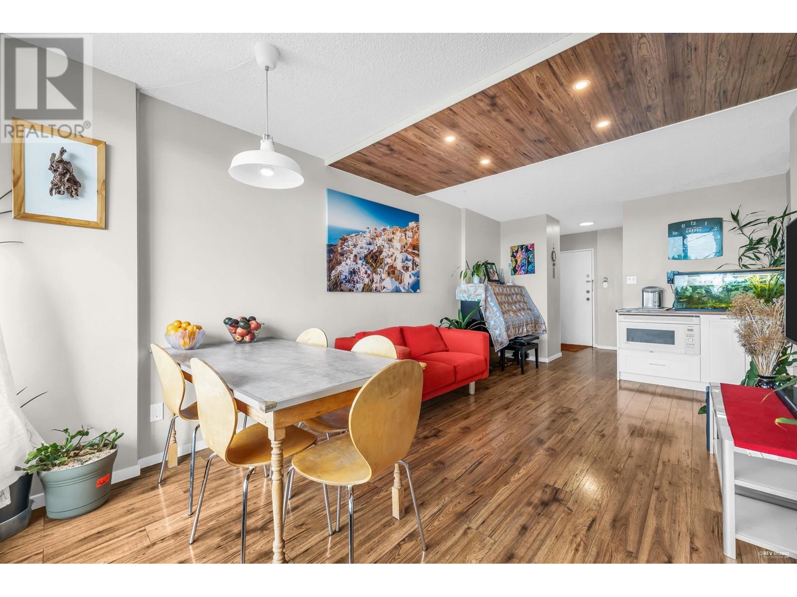 Listing Picture 20 of 20 : 702 7100 GILBERT ROAD, Richmond / 烈治文 - 魯藝地產 Yvonne Lu Group - MLS Medallion Club Member