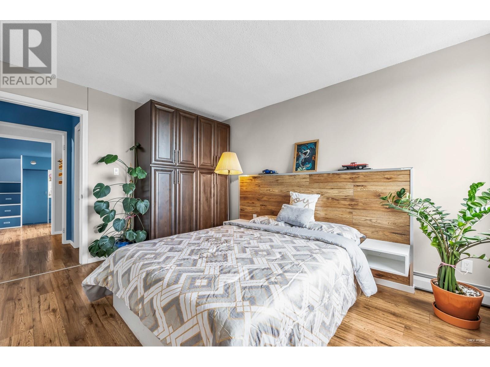 Listing Picture 7 of 20 : 702 7100 GILBERT ROAD, Richmond / 烈治文 - 魯藝地產 Yvonne Lu Group - MLS Medallion Club Member