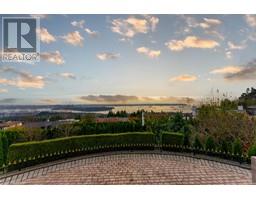 1409 CHARTWELL DRIVE, West Vancouver, British Columbia