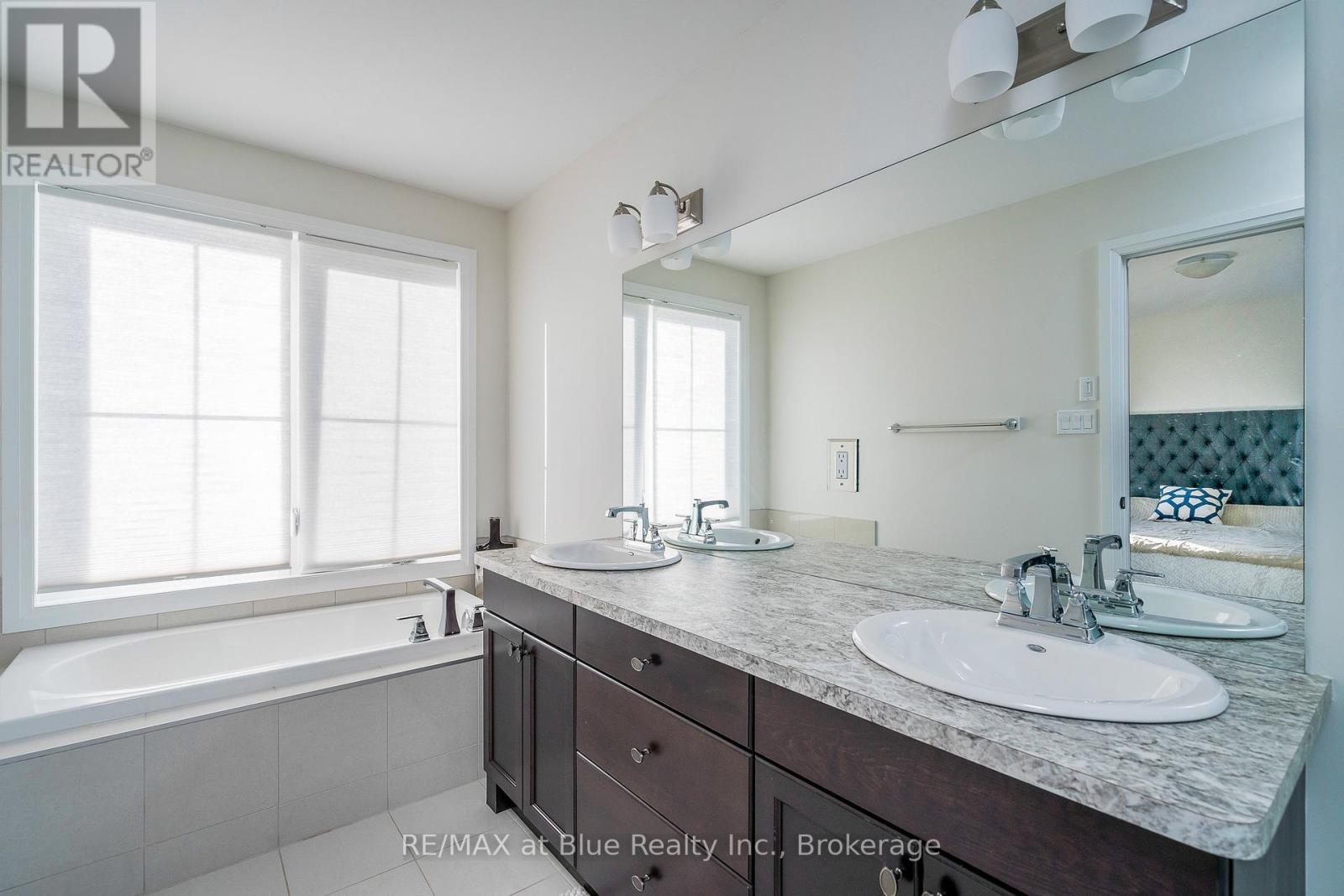 147 Yellow Birch Crescent, Blue Mountains, Ontario  L9Y 0Y5 - Photo 31 - X10438098