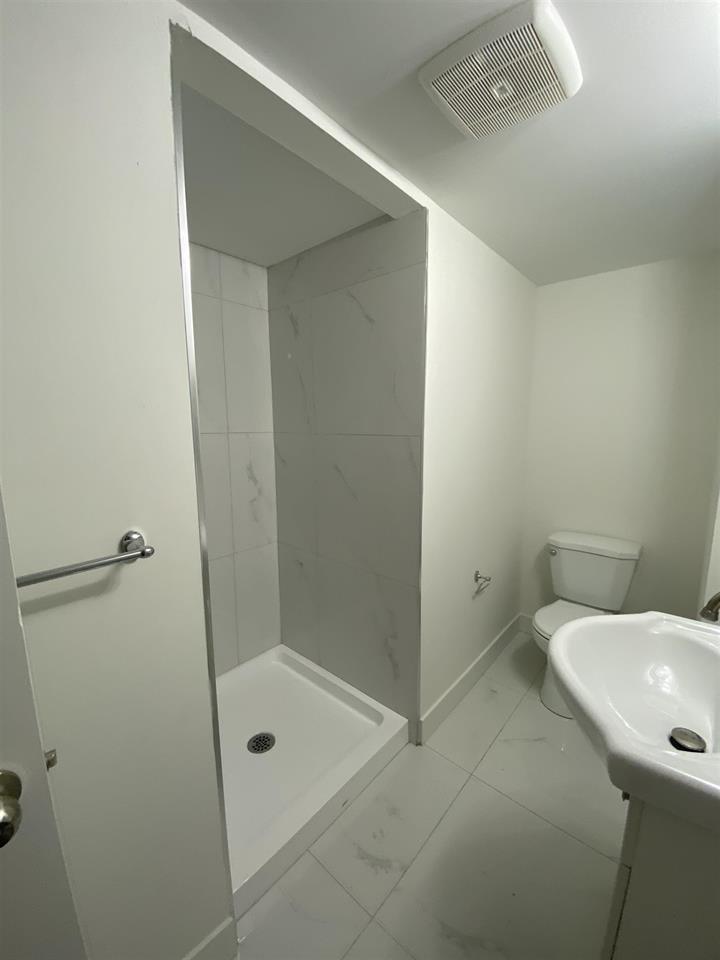Lower Level-832 Habgood Street, Surrey, British Columbia  V4B 4W3 - Photo 10 - R2946615