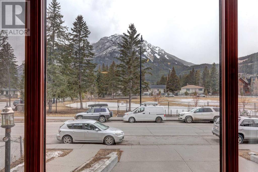 A, 328 Squirrel Street, Banff, Alberta  T0L 0C0 - Photo 8 - A2121953