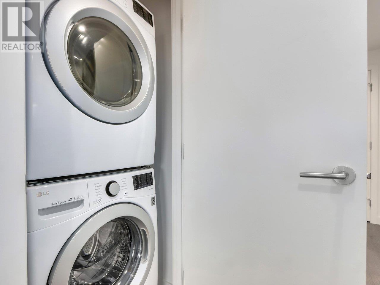 Listing Picture 11 of 27 : 3801 6000 MCKAY AVENUE, Burnaby / 本拿比 - 魯藝地產 Yvonne Lu Group - MLS Medallion Club Member