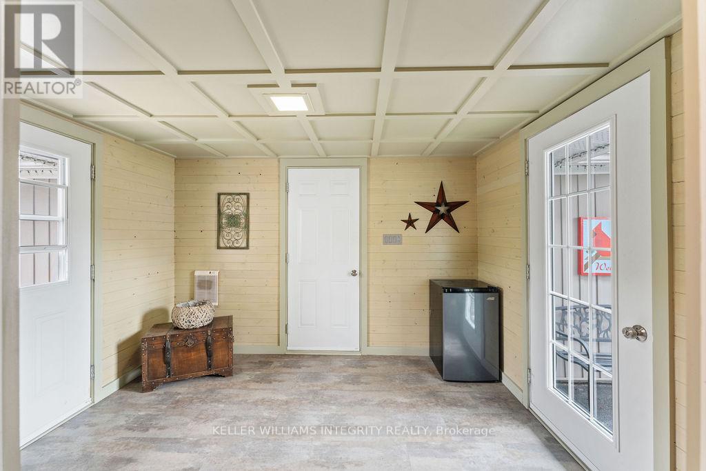 Property at 887 NOTRE DAME STREET image 4