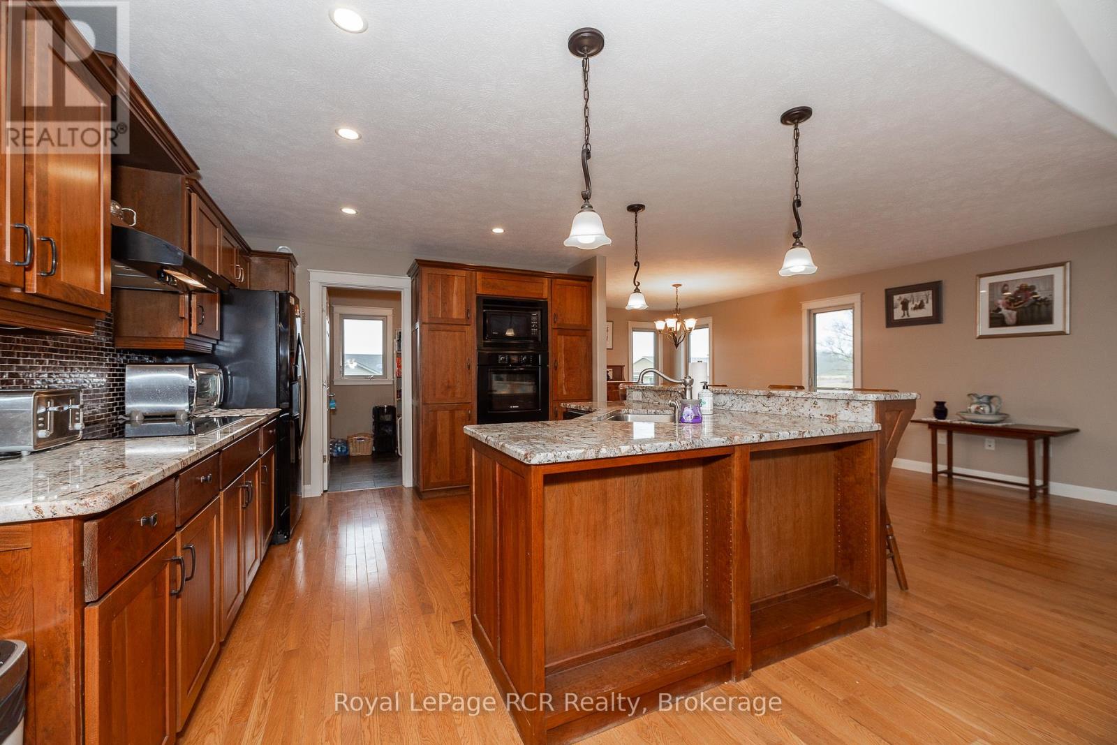 217890 Concession 3 Road, Georgian Bluffs, Ontario  N4K 5N5 - Photo 10 - X11889650