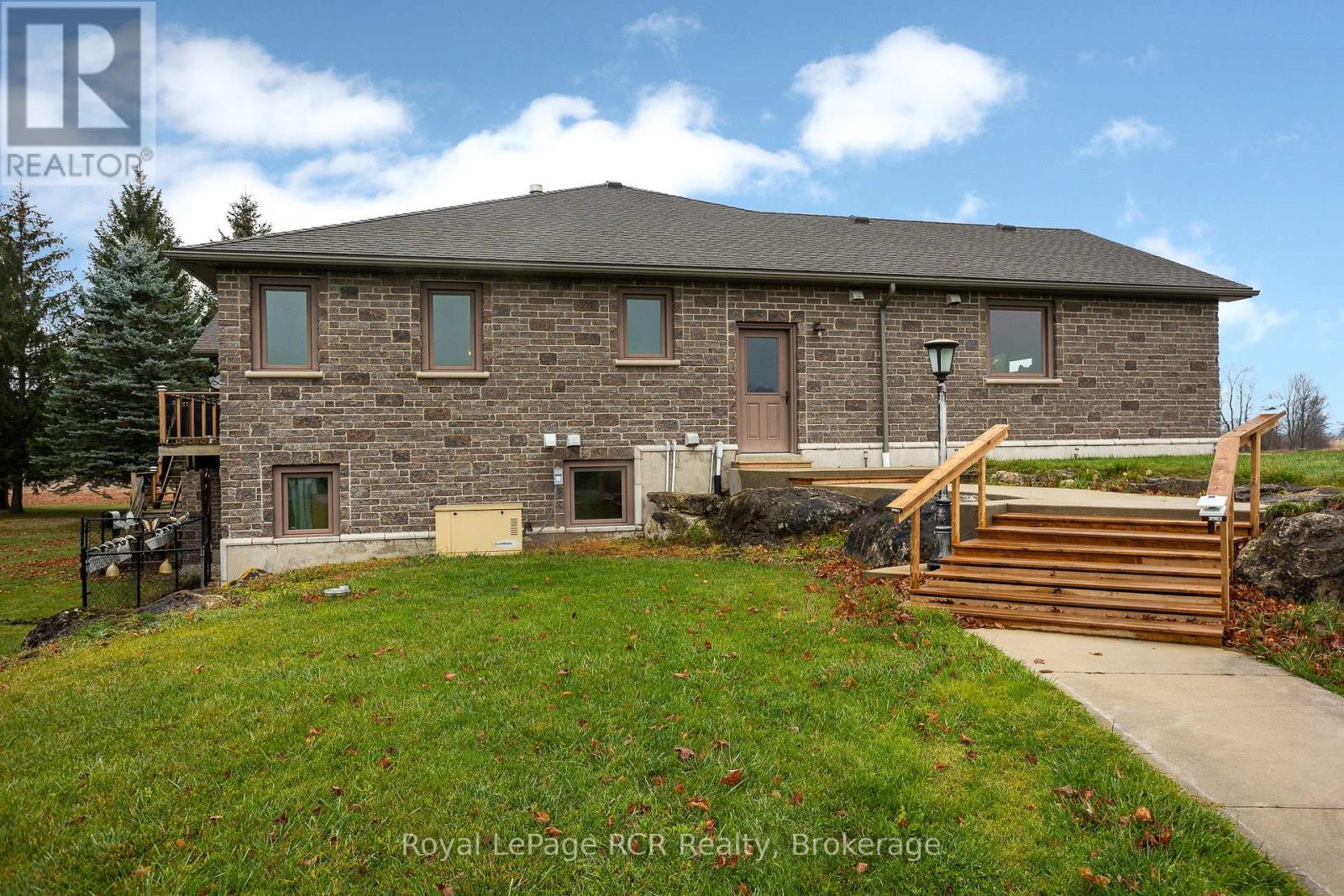 217890 Concession 3 Road, Georgian Bluffs, Ontario  N4K 5N5 - Photo 33 - X11889650