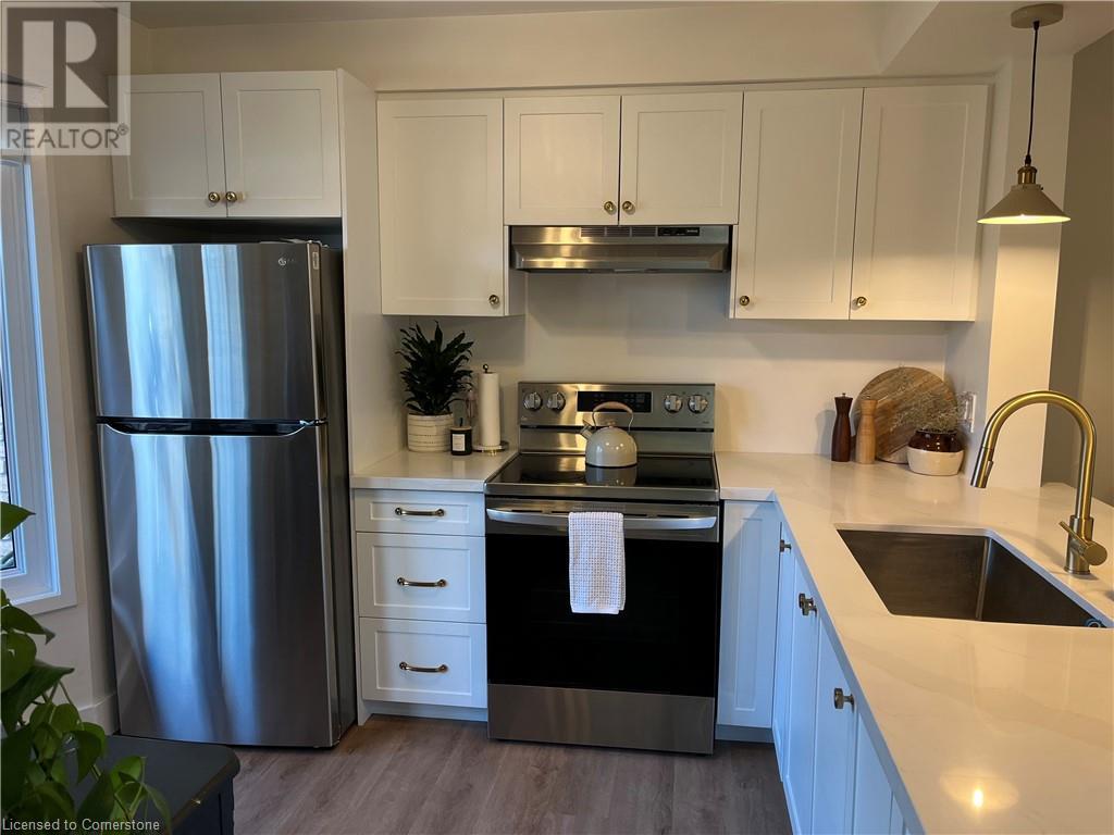 75 Ventura Drive Unit# 52, St. Catharines, Ontario  L2R 7J7 - Photo 3 - 40682950