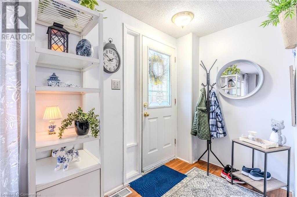 523 PARKVIEW Crescent Unit# 9, Cambridge, Ontario