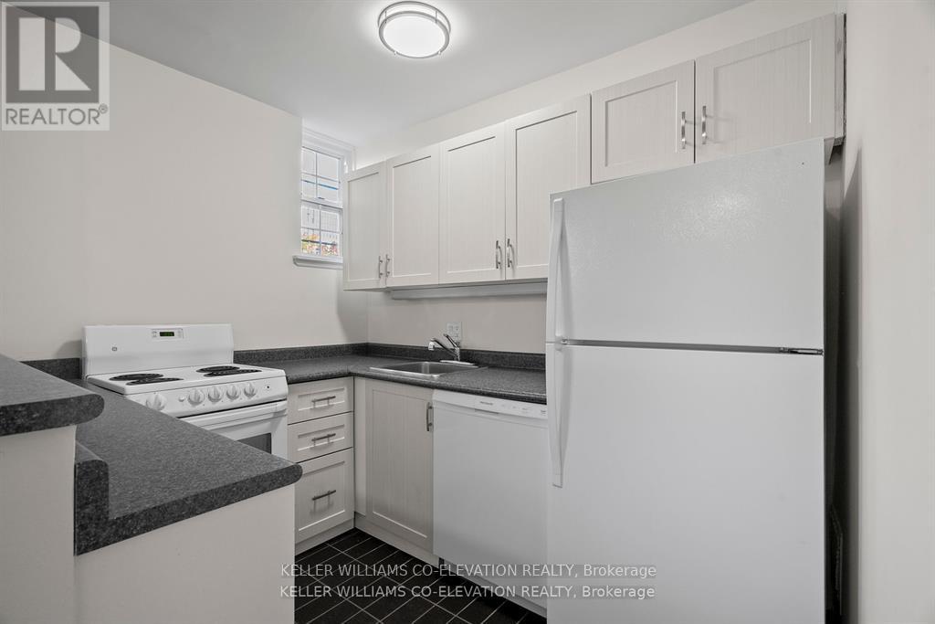 16 - 2676 Yonge Street, Toronto, Ontario  M4N 2H7 - Photo 5 - C11889745