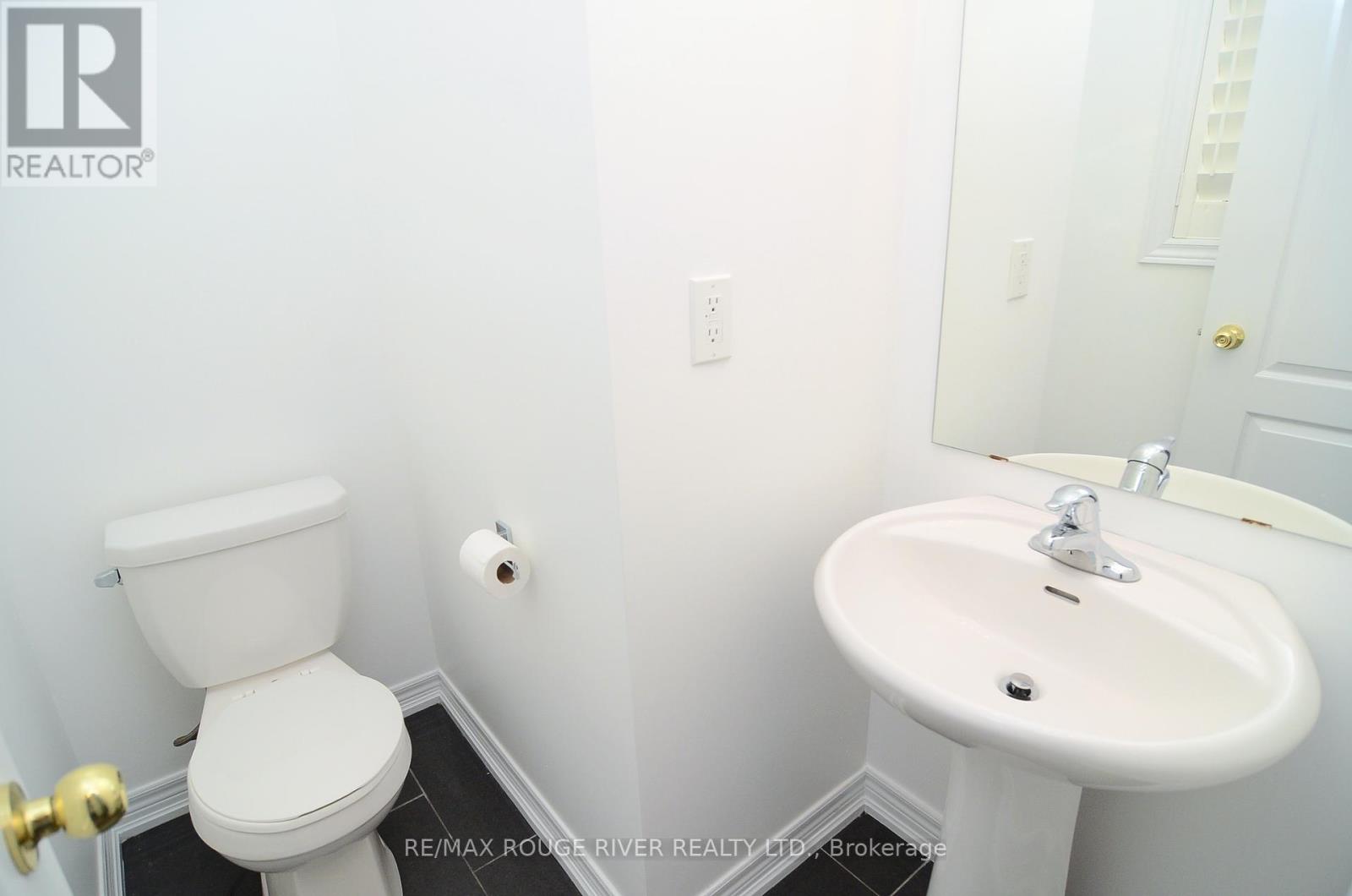 3 Princess Diana Drive, Markham, Ontario  L6C 0G7 - Photo 9 - N11889727