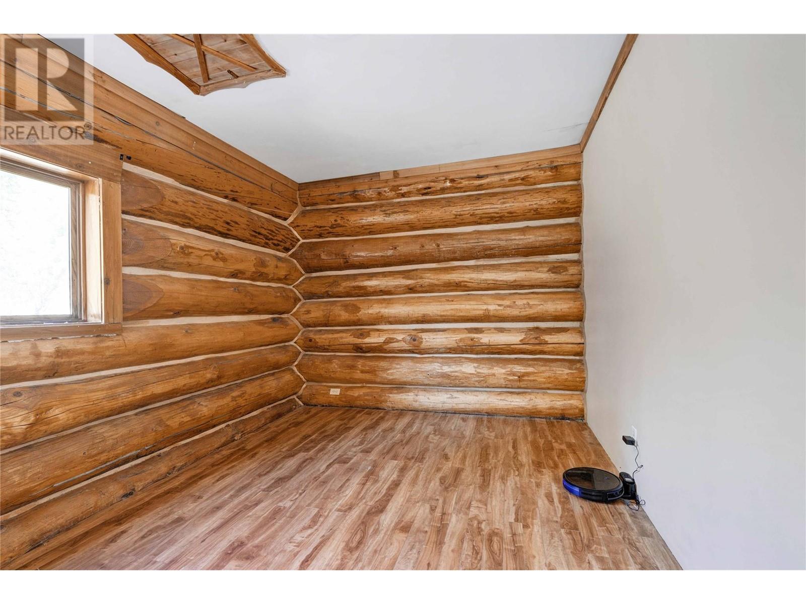 8240 Loakin Bear Creek Road, Chase, British Columbia  V0E 1M2 - Photo 14 - 10327882