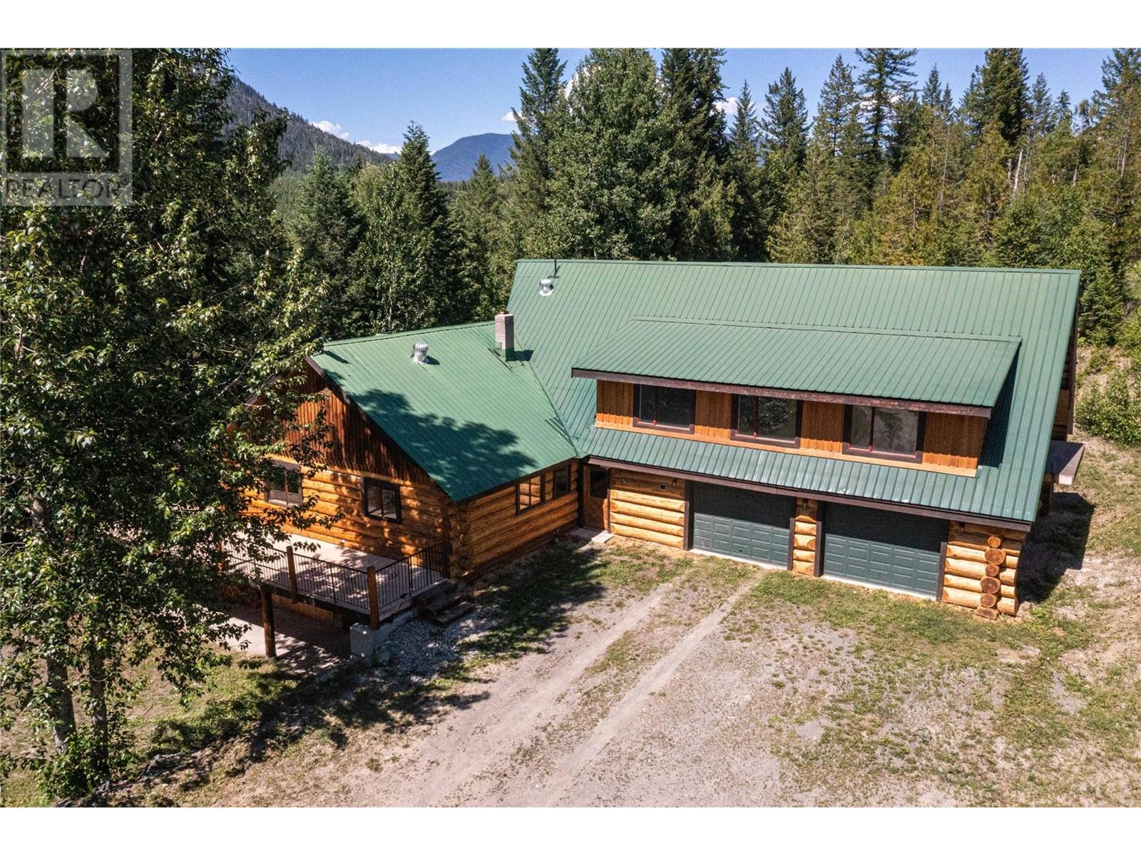 8240 Loakin Bear Creek Road, chase, British Columbia