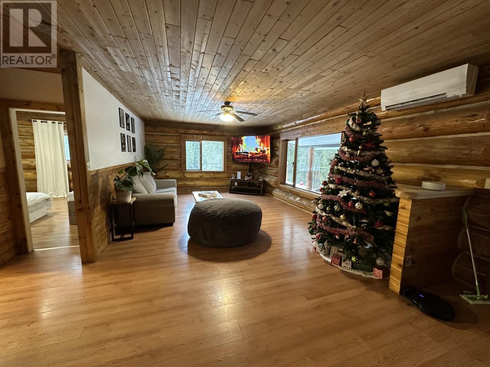 8240 Loakin Bear Creek Road, Chase, British Columbia  V0E 1M2 - Photo 8 - 10327882