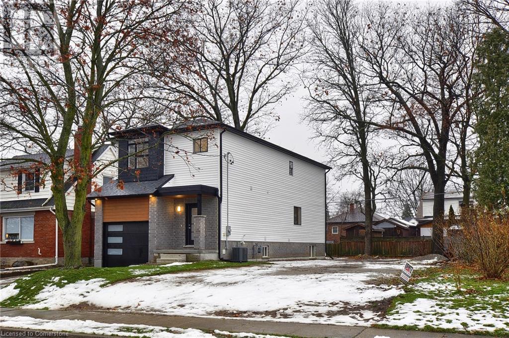 38 Dudhope Avenue, Cambridge, Ontario  N1R 4T3 - Photo 2 - 40684600