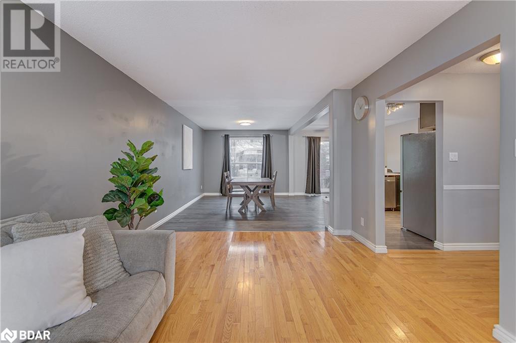 65 Sandy Lane, Angus, Ontario  L0M 1B3 - Photo 6 - 40684468