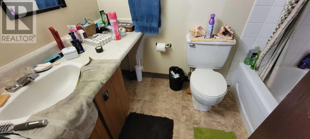 Property at 104, 1221B Westhaven Drive image 4