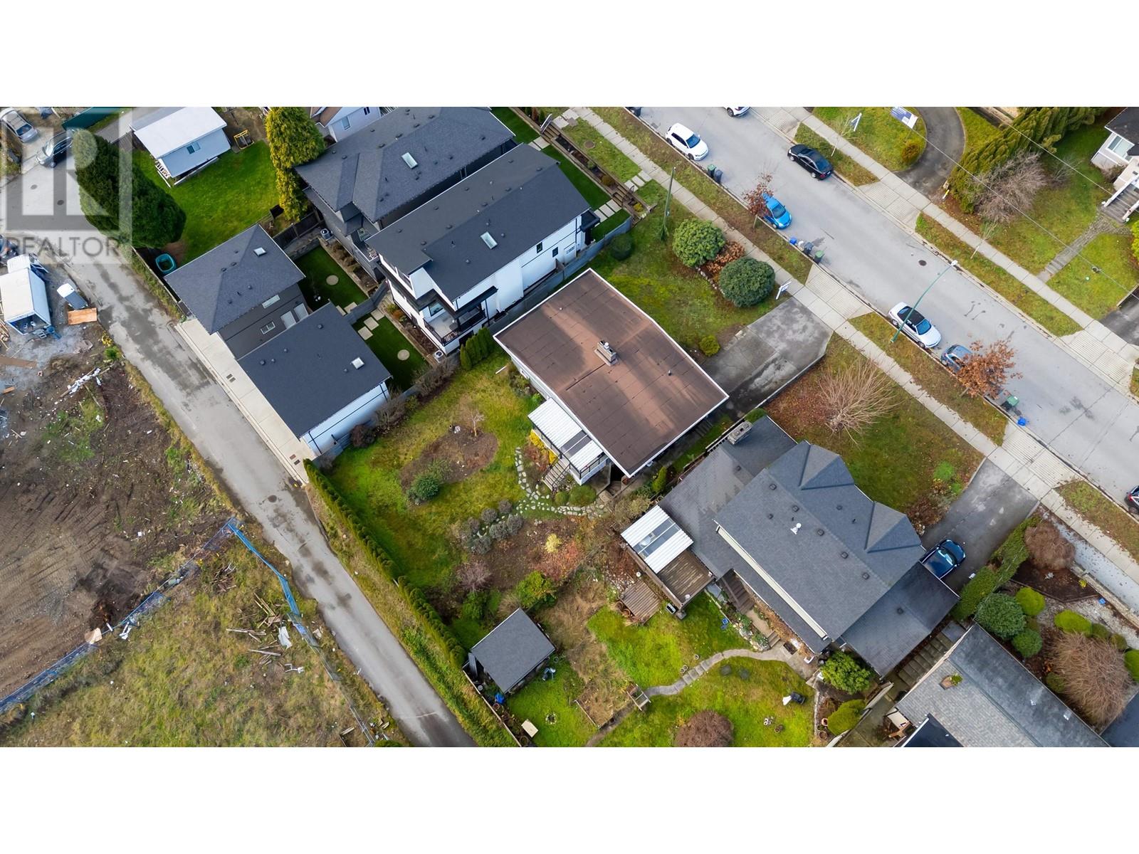 916 Stewart Avenue, Coquitlam, British Columbia  V3K 2N6 - Photo 35 - R2949910