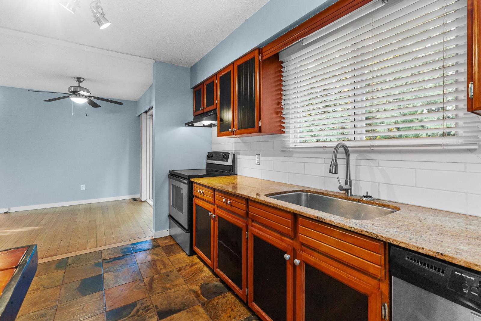 6978 Cheam Avenue, Agassiz, Agassiz, British Columbia  V0M 1A3 - Photo 17 - R2949987