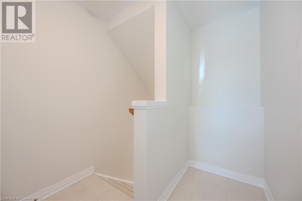 15 Stauffer Woods Trail Unit# J39, Kitchener, Ontario  N2P 2P4 - Photo 6 - 40652834