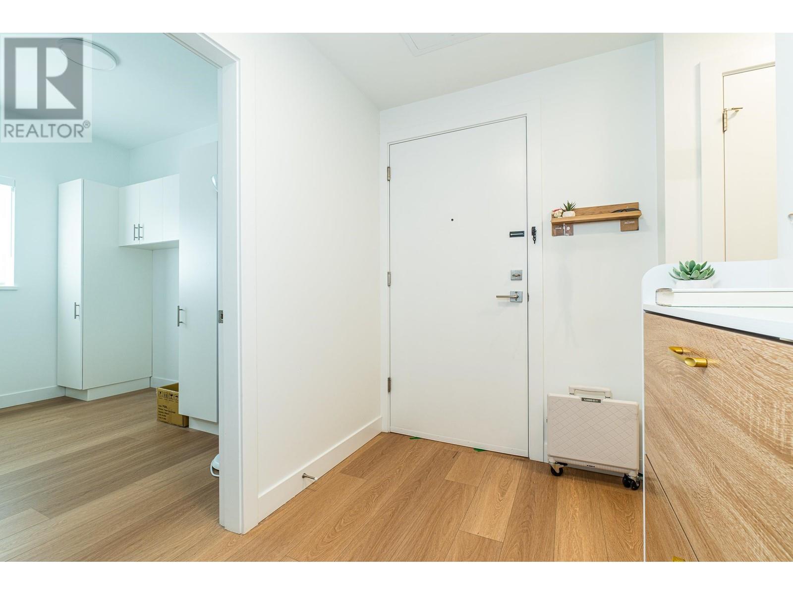 501 2331 Kelly Avenue, Port Coquitlam, British Columbia  V3C 0T4 - Photo 6 - R2950136