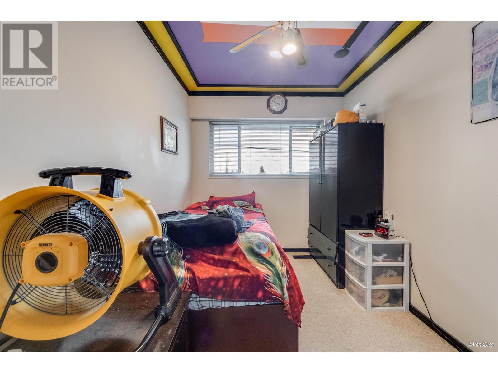 Listing Picture 10 of 27 : 4311 WOODHEAD ROAD, Richmond / 烈治文 - 魯藝地產 Yvonne Lu Group - MLS Medallion Club Member