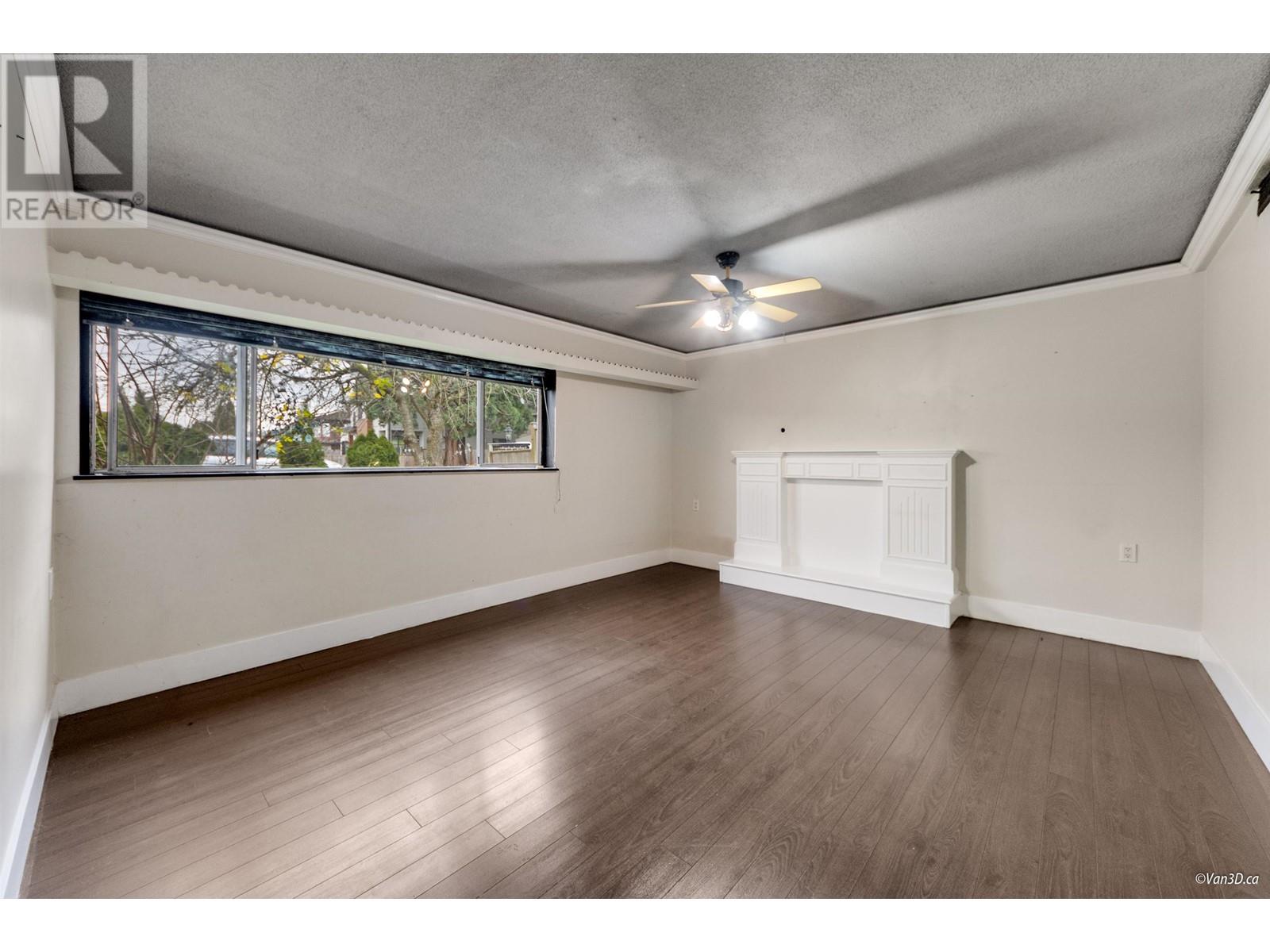 Listing Picture 18 of 27 : 4311 WOODHEAD ROAD, Richmond / 烈治文 - 魯藝地產 Yvonne Lu Group - MLS Medallion Club Member