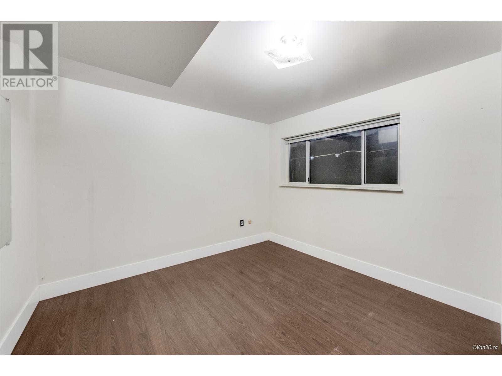 Listing Picture 22 of 27 : 4311 WOODHEAD ROAD, Richmond / 烈治文 - 魯藝地產 Yvonne Lu Group - MLS Medallion Club Member