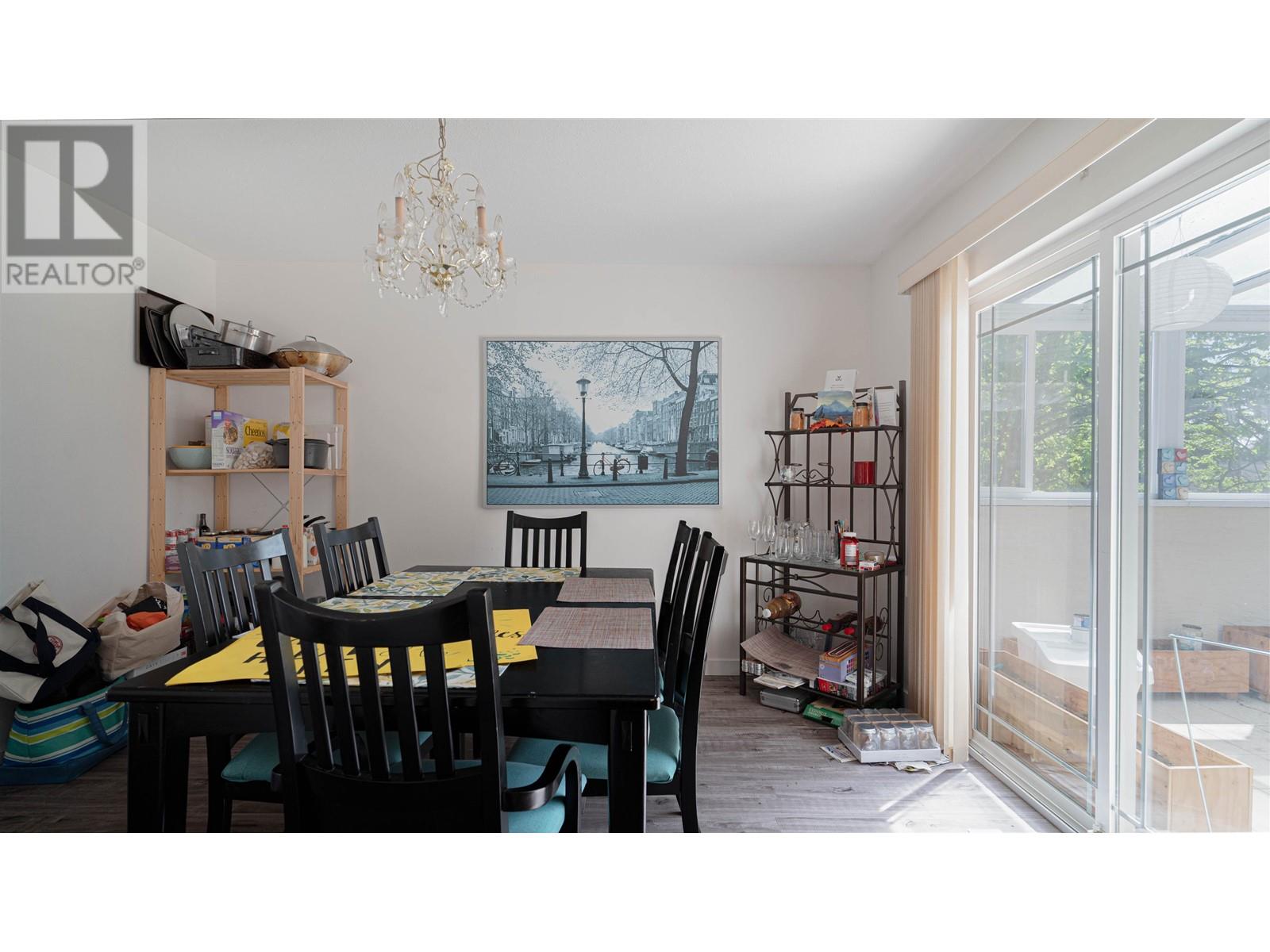 Listing Picture 5 of 16 : 3651 SABLE AVENUE, Richmond / 烈治文 - 魯藝地產 Yvonne Lu Group - MLS Medallion Club Member