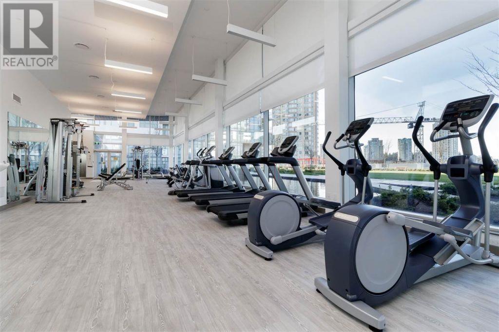 Listing Picture 17 of 20 : 2111 6098 STATION STREET, Burnaby / 本拿比 - 魯藝地產 Yvonne Lu Group - MLS Medallion Club Member