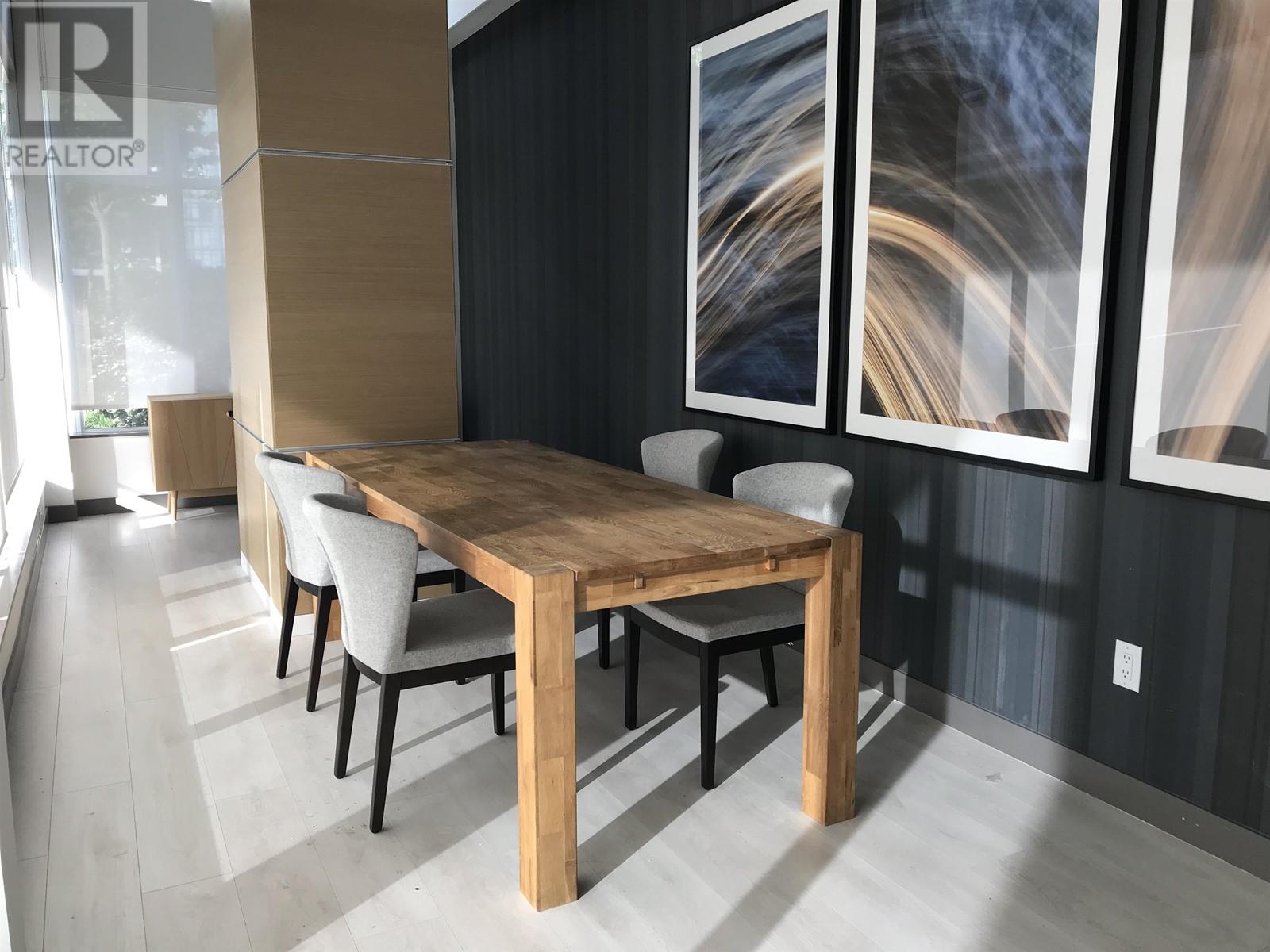 Listing Picture 19 of 20 : 2111 6098 STATION STREET, Burnaby / 本拿比 - 魯藝地產 Yvonne Lu Group - MLS Medallion Club Member