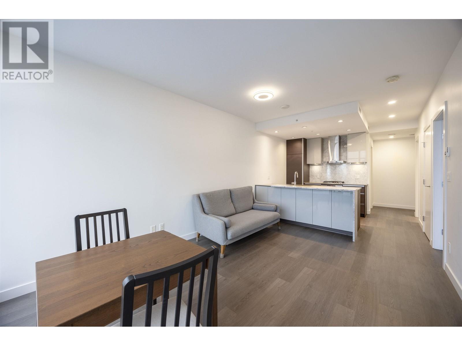 Listing Picture 6 of 20 : 2111 6098 STATION STREET, Burnaby / 本拿比 - 魯藝地產 Yvonne Lu Group - MLS Medallion Club Member