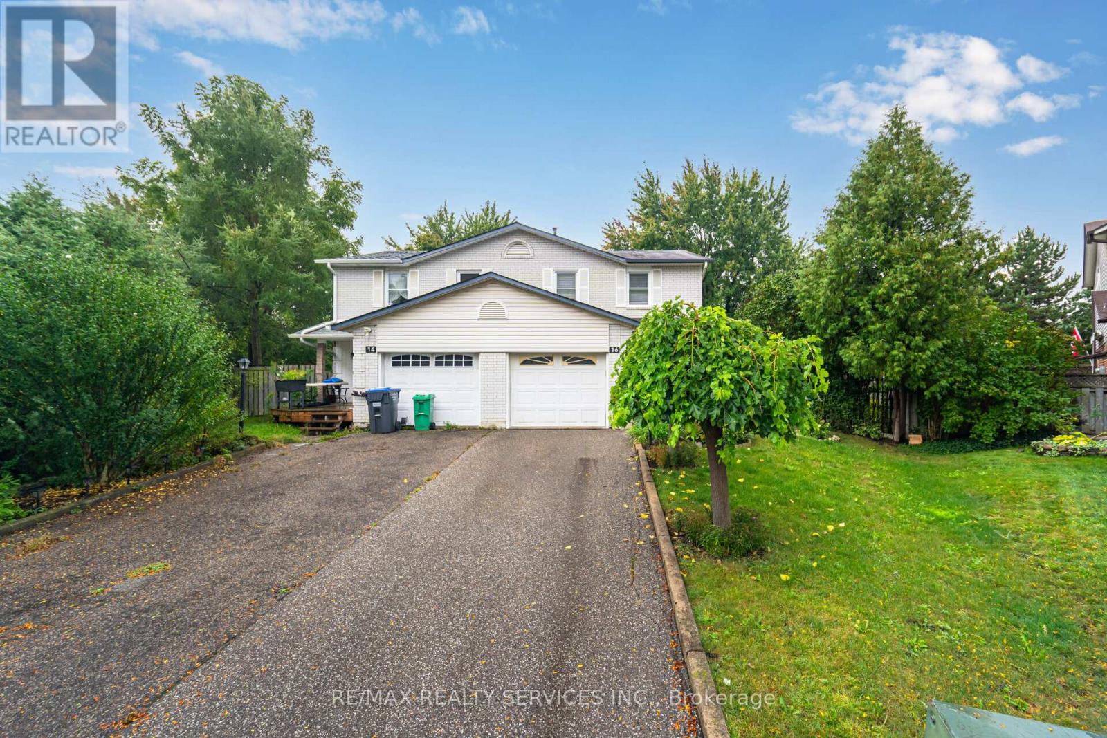 16 Montrose PlaceBrampton (Central Park), Ontario  L6S 2S8 - Photo 1 - W11889972