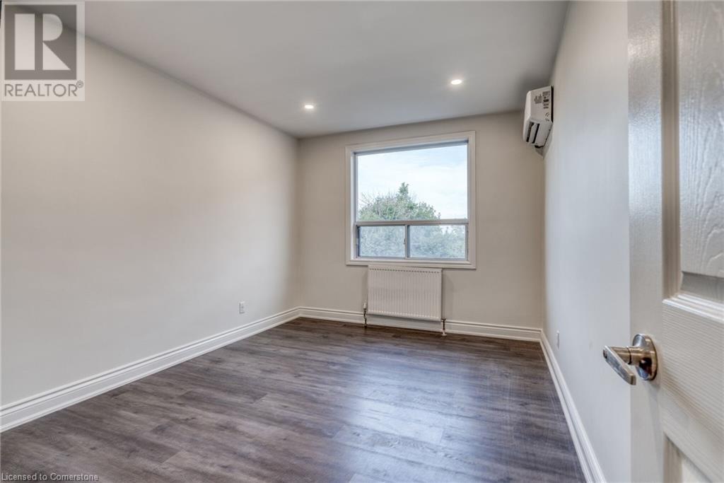 1 East 35th Street Unit# 4, Hamilton, Ontario  L8V 3X5 - Photo 7 - 40683834